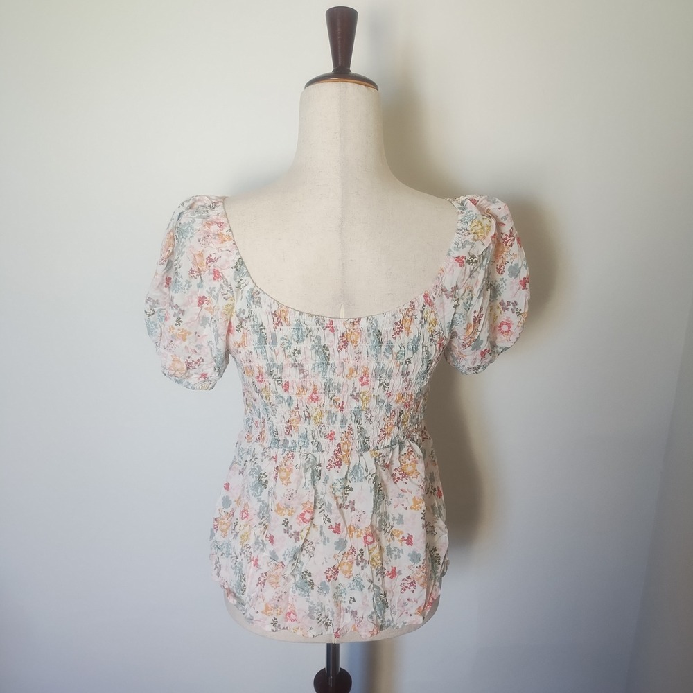 LUQ Floral Smocked Puff Sleeve Top Women's Medium Cottage Coquette Boho Milkmaid - Picture 4 of 9